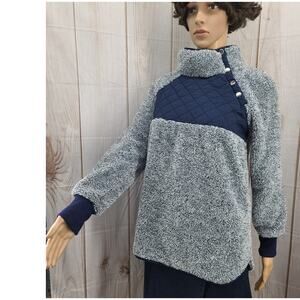 Asklazy Women's M 2-Tone Blue Long Sleeves Fleece Pullover Top Quilted Snaps